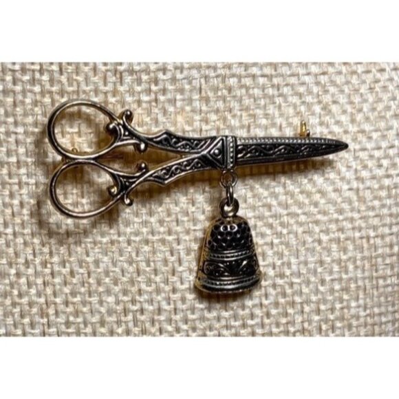 Vintage Gold & Silver Scissors Brooch Dangling Thimble Charm Made In Spain 2" - Picture 1 of 7